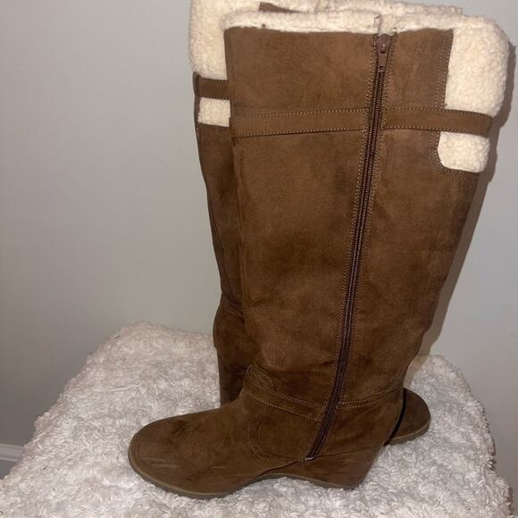 Unisa Brown Wedge Boots - Picture 6 of 10